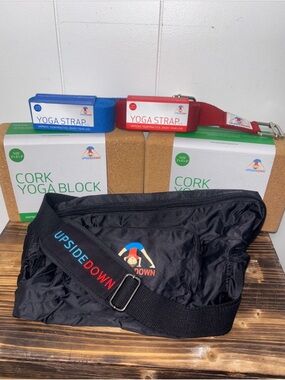 2 Cork Yoga Blocks & 2 Straps Red/blue Including Yoga Black Bag 5 Piece Set New